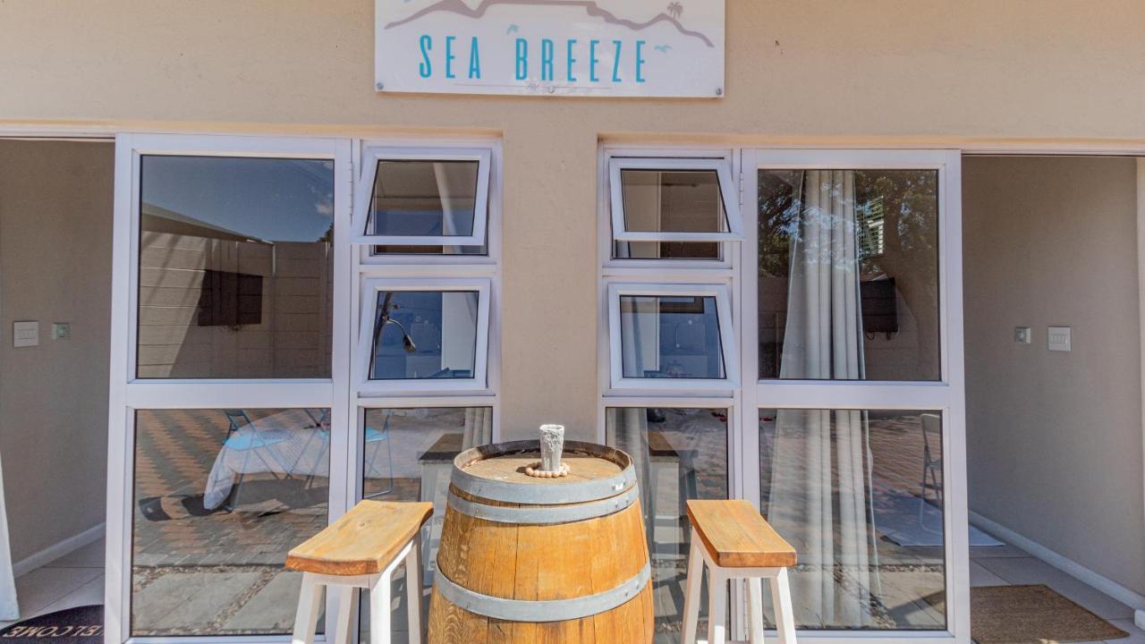 Отель Sea Breeze Блаубергстранд Экстерьер фото